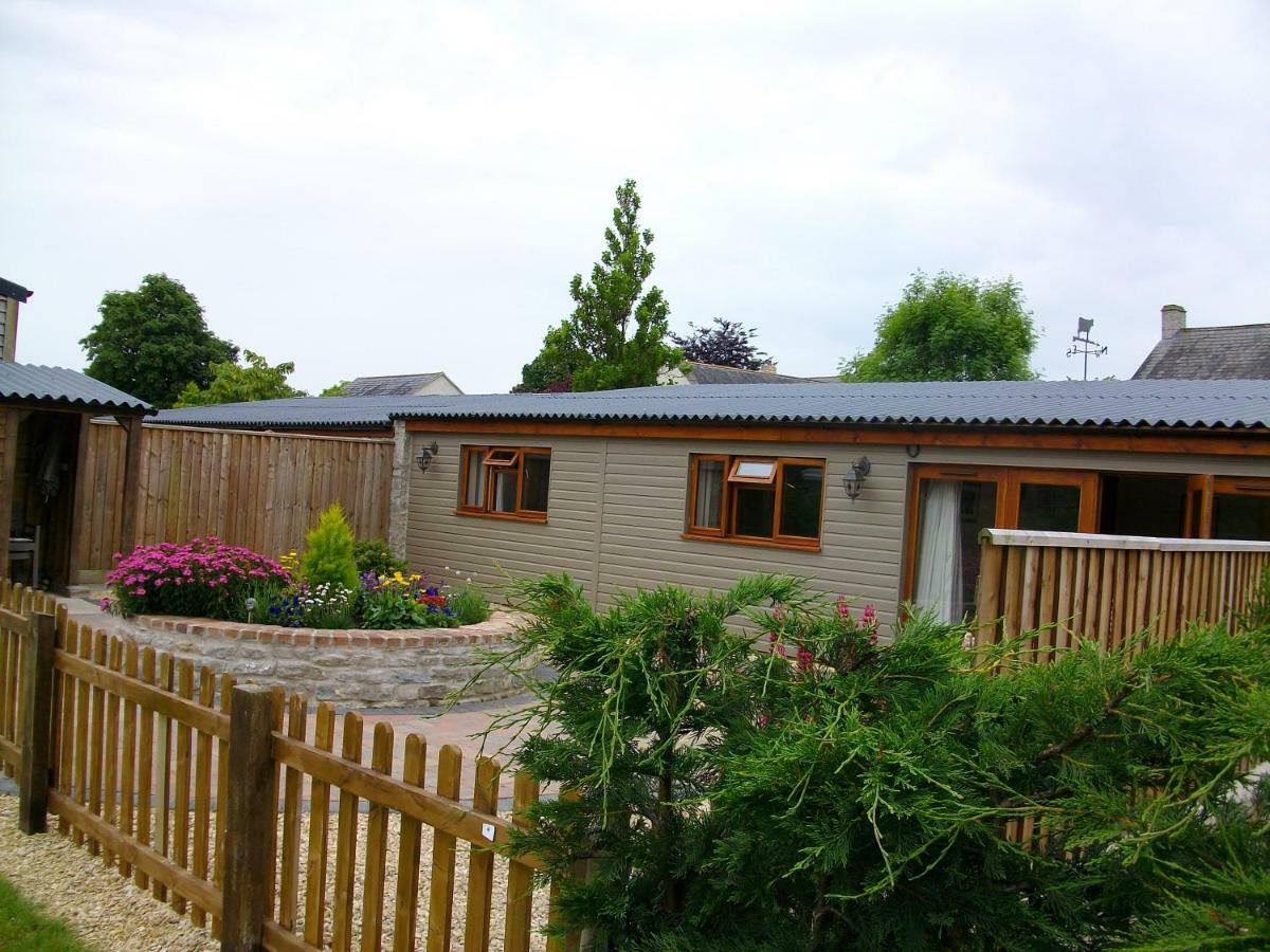 The Old Cowstall Somerton  Exterior foto